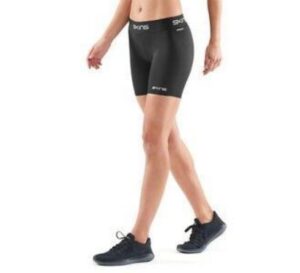 SKINS COMPRESSION DNAMIC FORCE WOMENS HALF TIGHT BLACK - Image 2